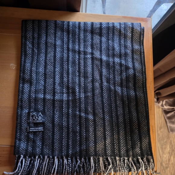 Jos. A. Bank 100% CASHMERE Black and Gray Men's Scarf - Picture 1 of 12